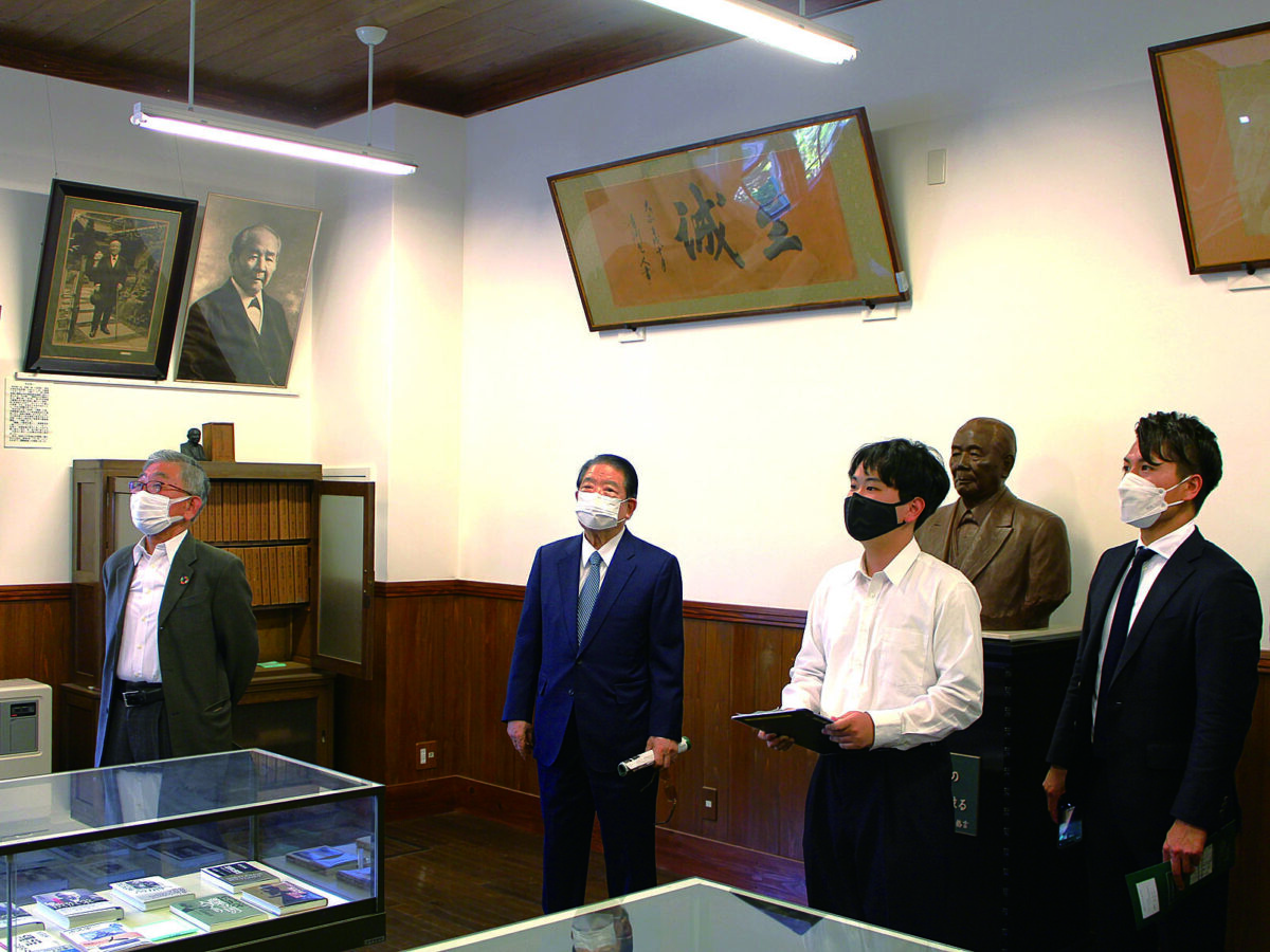 深谷商高生 二層楼 伝える 埼玉新聞社 高校受験ナビ