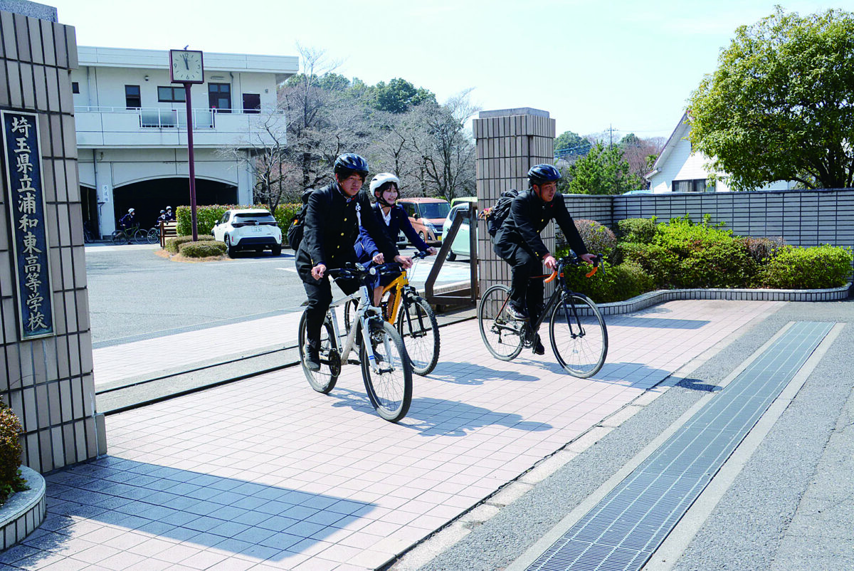 自転車用ヘルメット貸し出しなどで着用率向上ー浦和東高校 | 埼玉新聞