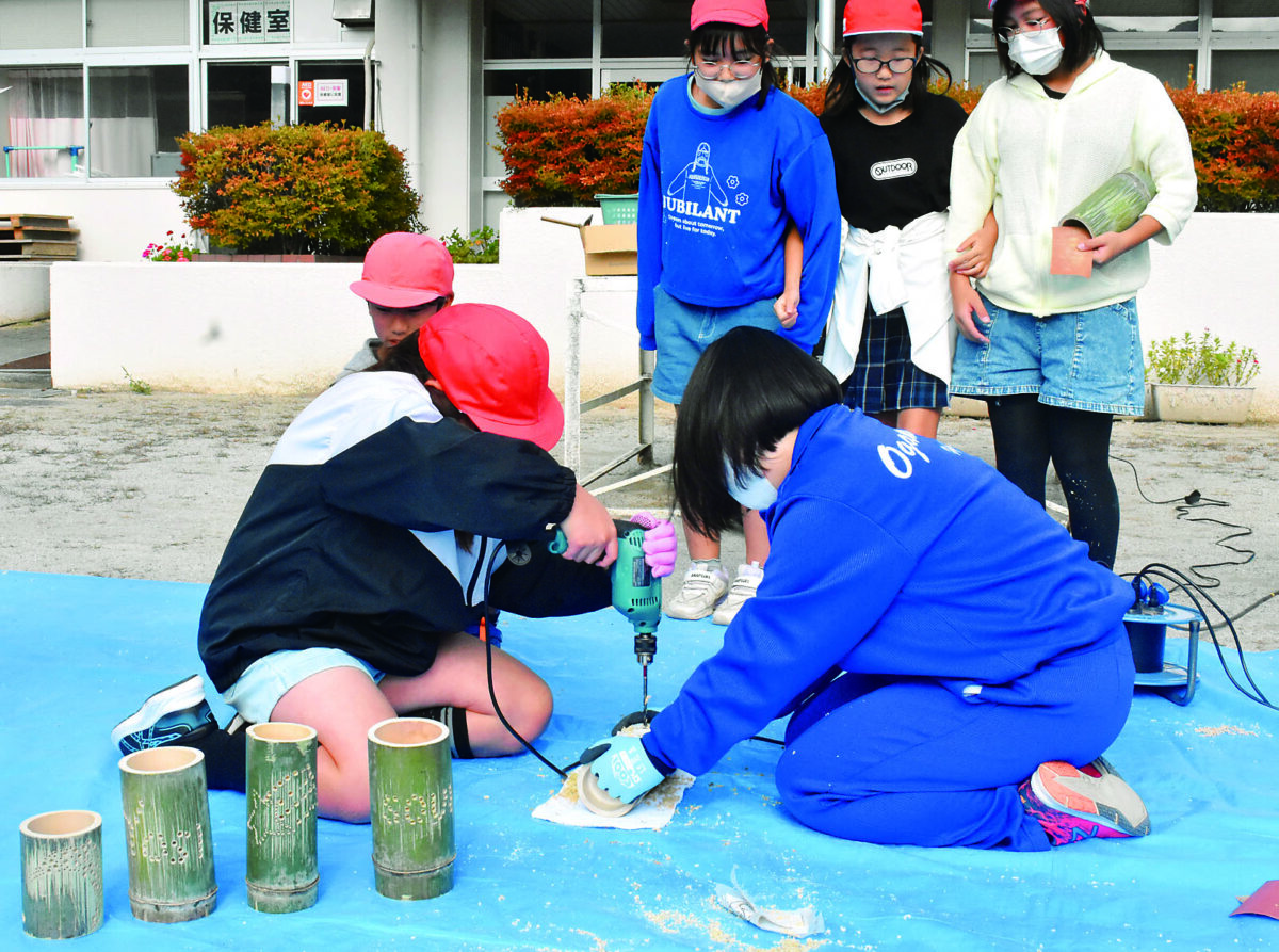 荒川西小150周年記念で竹明かり制作 小鹿野高生協力 | 埼玉 荒川西小150周年記念で竹明かり制作 小鹿野高生協力 | 埼玉